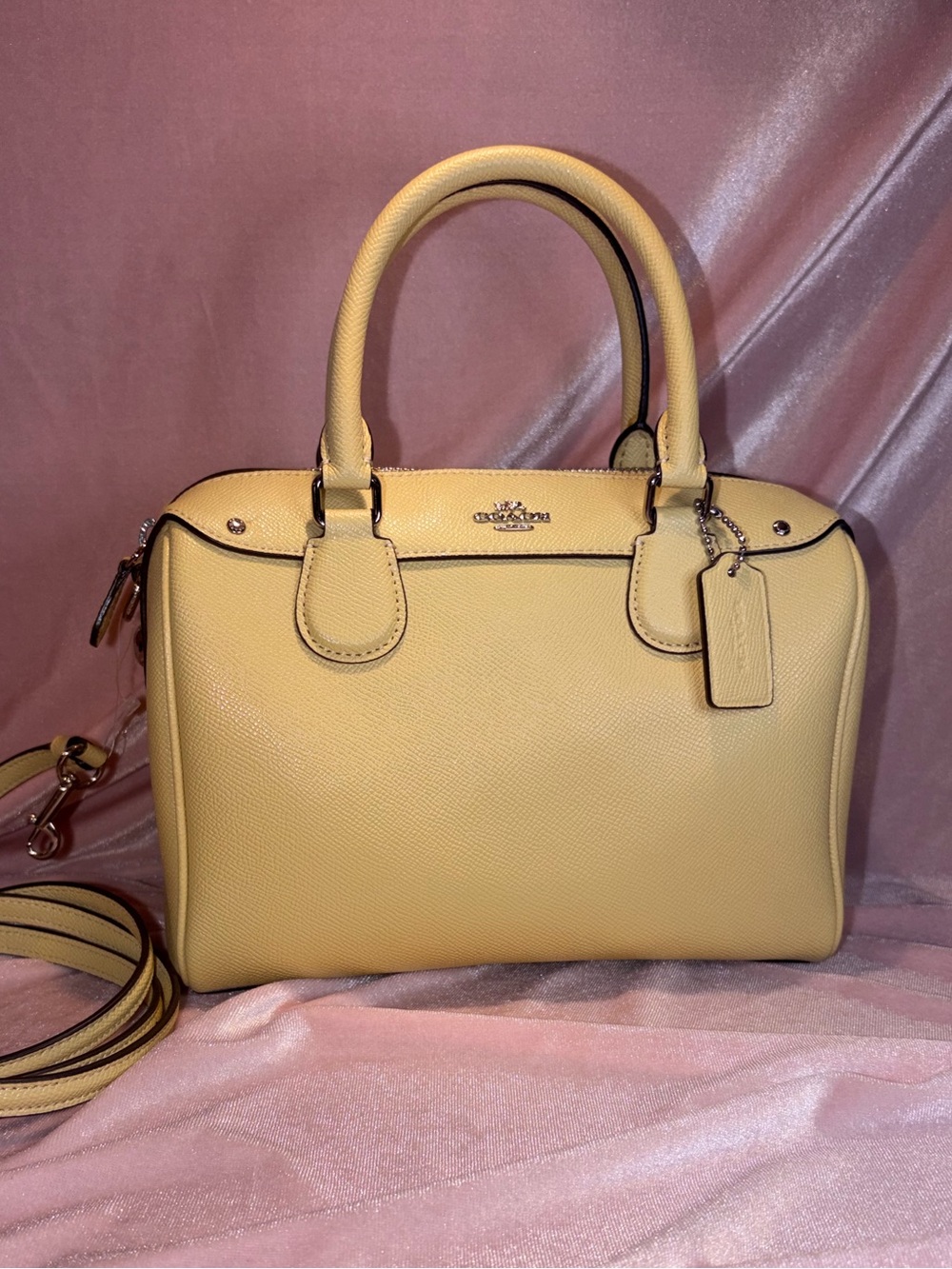 NWT Authentic Coach Mini Bennett Satchel Crossbody | Vanilla | Daisy F31082